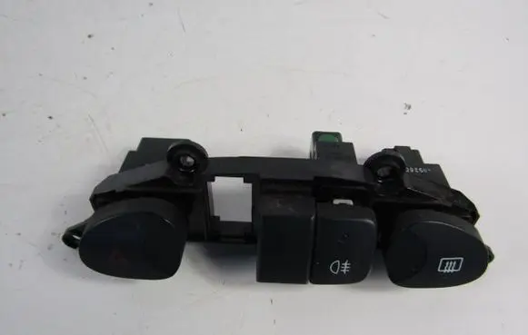 Toyota Hiace (H10) Hazard light switch 