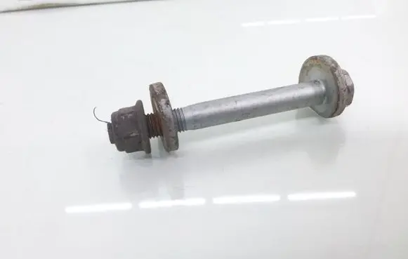 Audi A8 S8 D4 4H Rear suspension camber bolt 