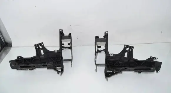 BMW 5 GT F07 Headlight/headlamp mounting bracket 7200777 7200778 51647200777