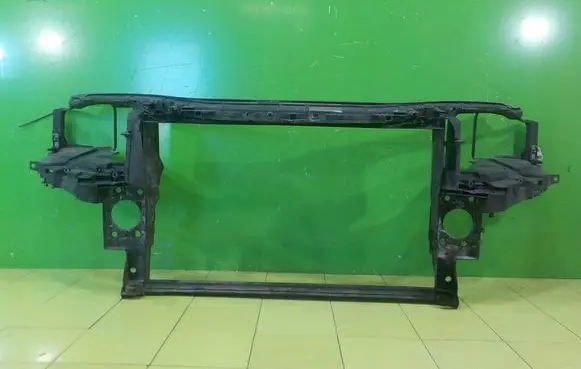 Audi A8 S8 D3 4E Radiator support slam panel SP180