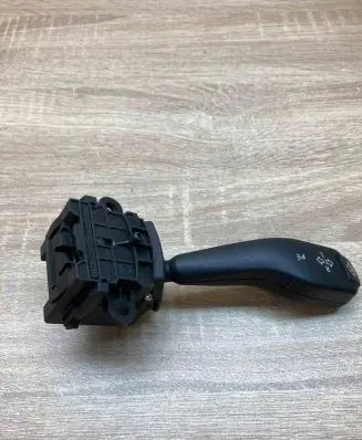 BMW 3 E46 Indicator stalk 8363668