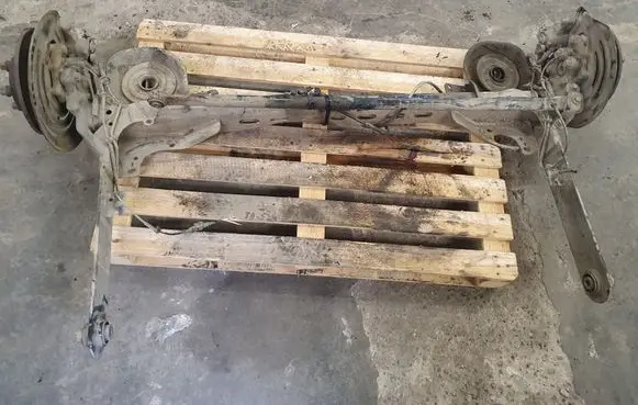 Renault Trafic III (X82) Rear subframe 