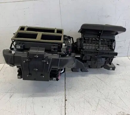 Jeep Wrangler Interior heater climate box assembly 68312947AB 68301851AA 68301881AA