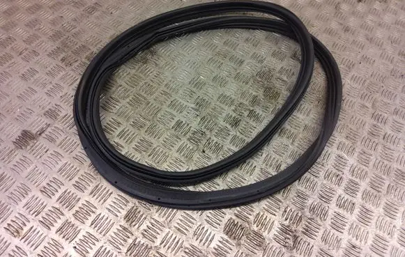 Ford Puma Trunk rubber seal (body) 