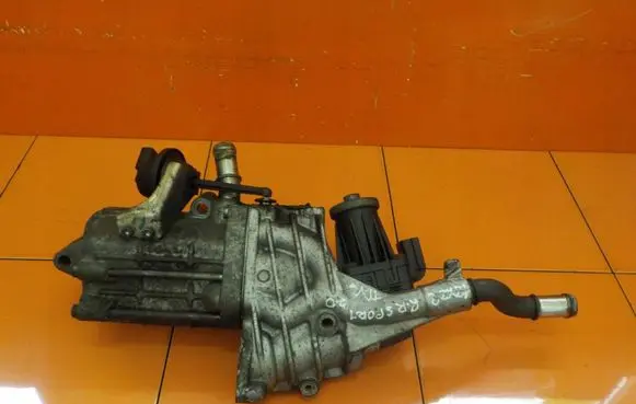 Land Rover Range Rover Evoque L538 EGR thermostat 9X2Q9V438DA