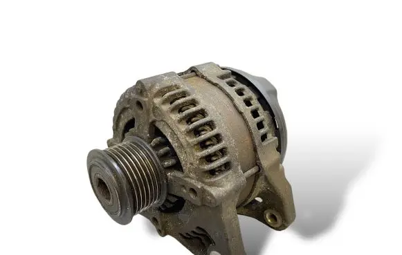 Suzuki Grand Vitara II Generator/alternator 1042104660 140067J00