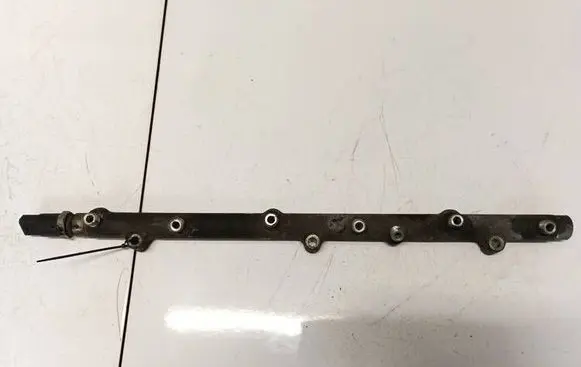 BMW 5 E39 Fuel main line pipe 0445216002