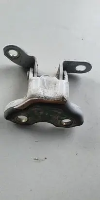 Toyota Yaris Rear door upper hinge
