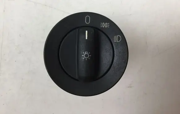 BMW 7 E38 Light switch 8363883