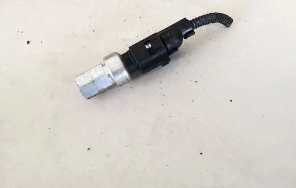 Volkswagen Touareg I Air conditioning (A/C) pressure sensor 