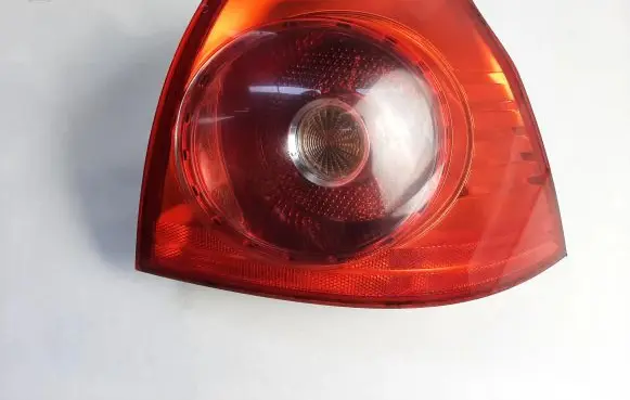 Volkswagen Golf V Rear/tail lights 1K6945096E