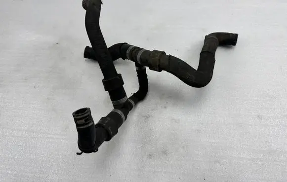 Audi A8 S8 D4 4H Engine coolant pipe/hose 4H0121088 4H0121088AP