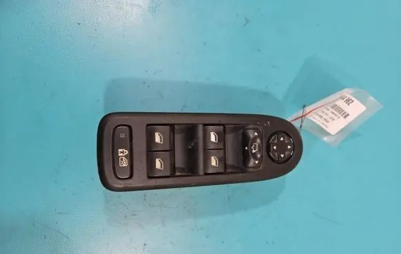 Peugeot 508 Electric window control switch IMPRK1384962