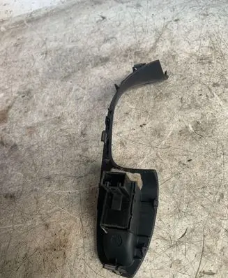 Volkswagen Jetta VI Electric window control switch 5c7867256