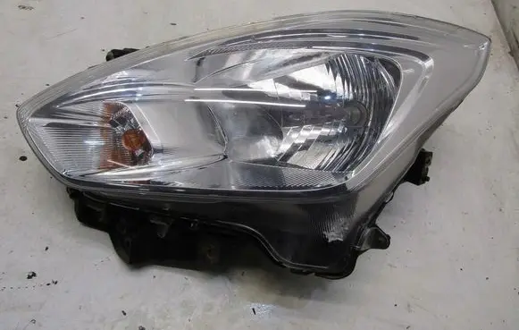 Suzuki Swift III Headlight/headlamp KRIS46786