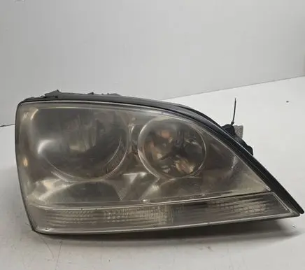 KIA Sorento Headlight/headlamp 921023E0