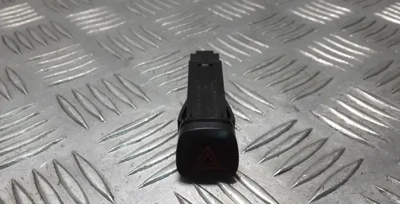 Volvo V40 Hazard light switch 9123682