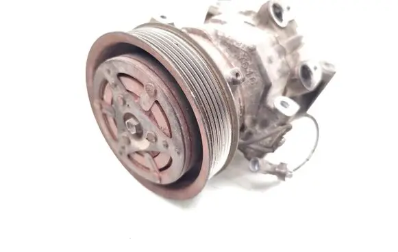 Toyota Hilux (AN10, AN20, AN30) Air conditioning (A/C) compressor (pump) 447260-8020