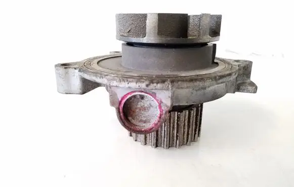Volkswagen Crafter Water pump R9076
