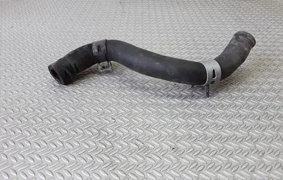 Toyota Yaris Engine coolant pipe/hose