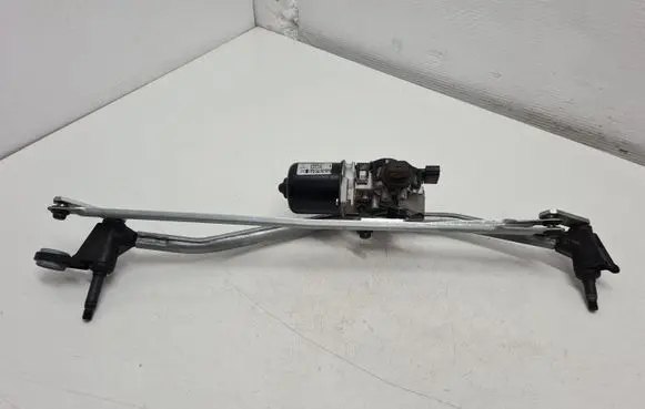 Dacia Sandero Front wiper linkage and motor W000034506 W000031629