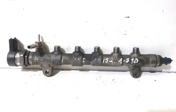 Hyundai i40 Fuel main line pipe