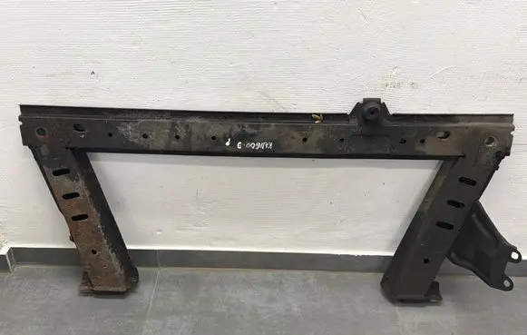 Renault Kangoo II Front subframe 