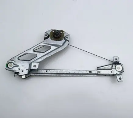 Opel Corsa B Rear door manual window regulator 90389536