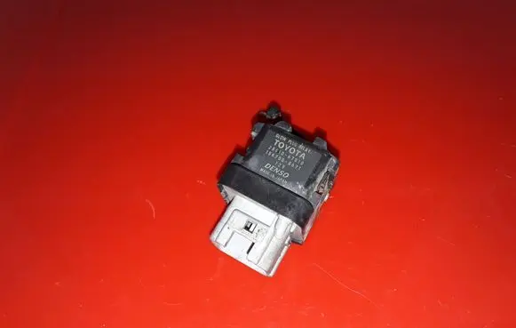 Toyota Auris 150 Glow plug pre-heat relay 2861067010 1567000671