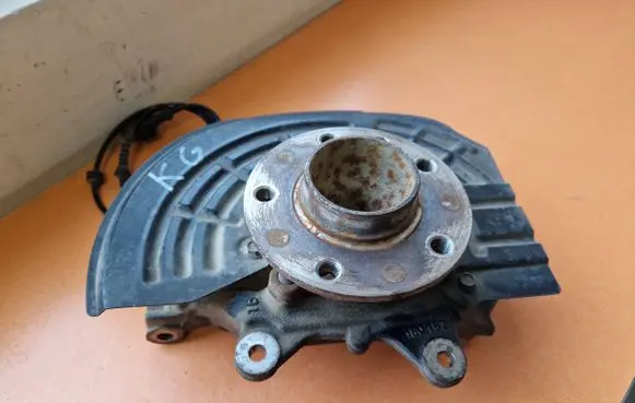 Fiat 500X Rear wheel hub 16J15Z C544