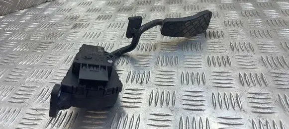 Audi A6 S6 C6 4F Accelerator throttle pedal 4F2721593