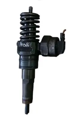 Volkswagen Golf V Fuel injector 038130073F