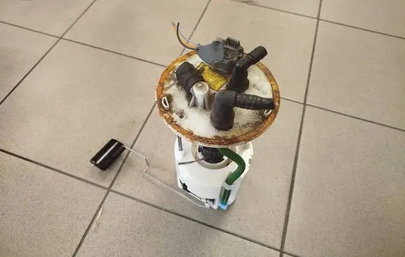 KIA Sportage In-tank fuel pump 311102Y000