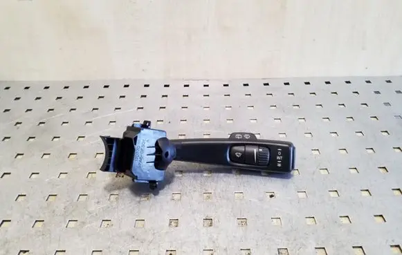 Volvo V50 Wiper control stalk 17D770