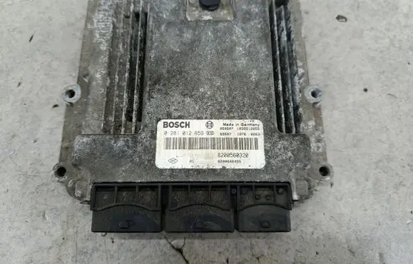Renault Espace - Grand espace IV Engine control unit/module ECU 8200560320