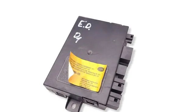 Volkswagen Crafter Tow bar trailer control unit/module 5DS00876910