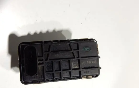 Audi A6 S6 C6 4F Turbine electric control actuator 6NW009483 5727