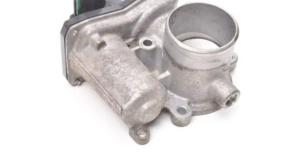 Suzuki Swift III Electric throttle body valve 