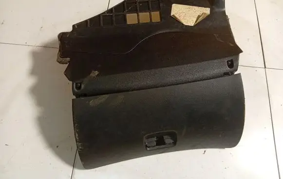 Volkswagen PASSAT B5.5 Glove box 1841915016