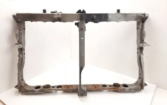 Toyota Avensis T270 Radiator support slam panel 22677