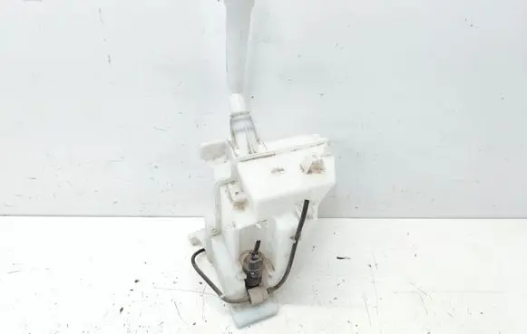 Buick Encore I Windshield washer fluid reservoir/tank 95292454