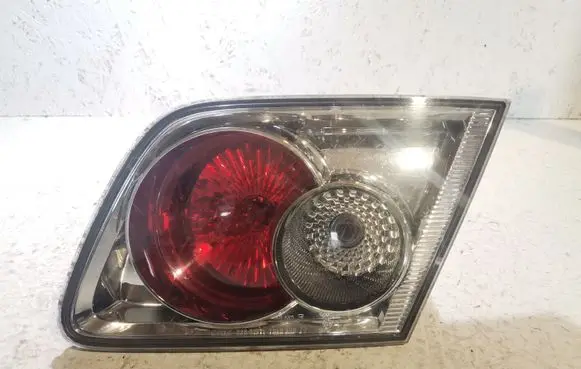 Mazda 6 Tailgate rear/tail lights 22661971