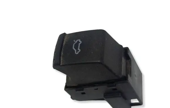 Volkswagen PASSAT B5.5 Tailgate opening switch 1J0959831A