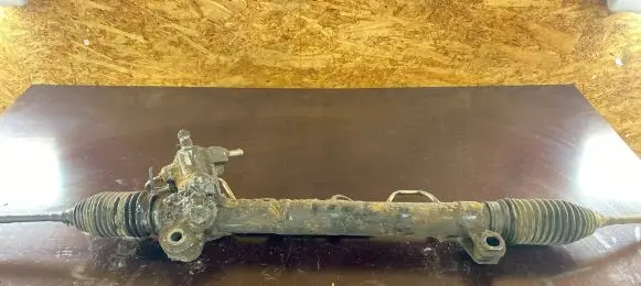 Nissan X-Trail T30 Steering rack