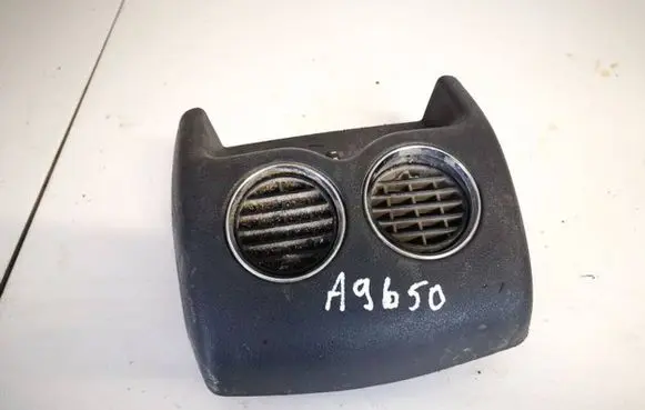 Peugeot 3008 I Dash center air vent grill 9685097277