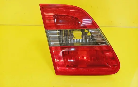Mercedes-Benz B W245 Tailgate rear/tail lights