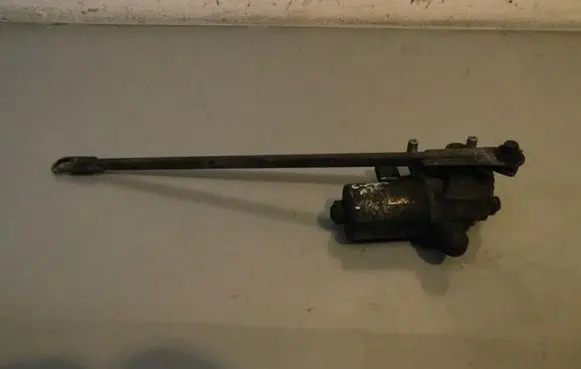 Ford C-MAX II Wiper motor