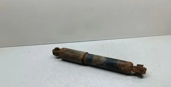 Nissan Pathfinder R51 Rear shock absorber/damper