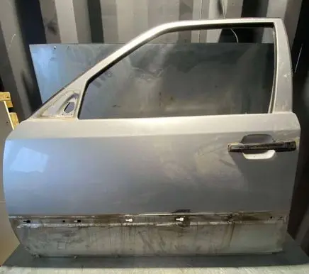Mercedes-Benz E W124 Front door