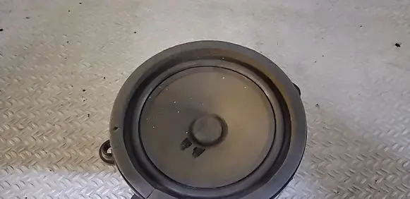 Volkswagen Crafter Front door speaker A0107701